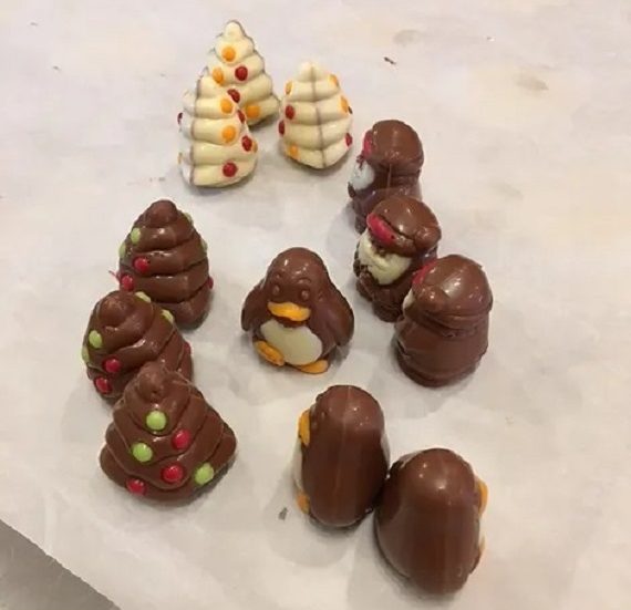 Maldon Christmas Eggs (Box of 6) - Image 2